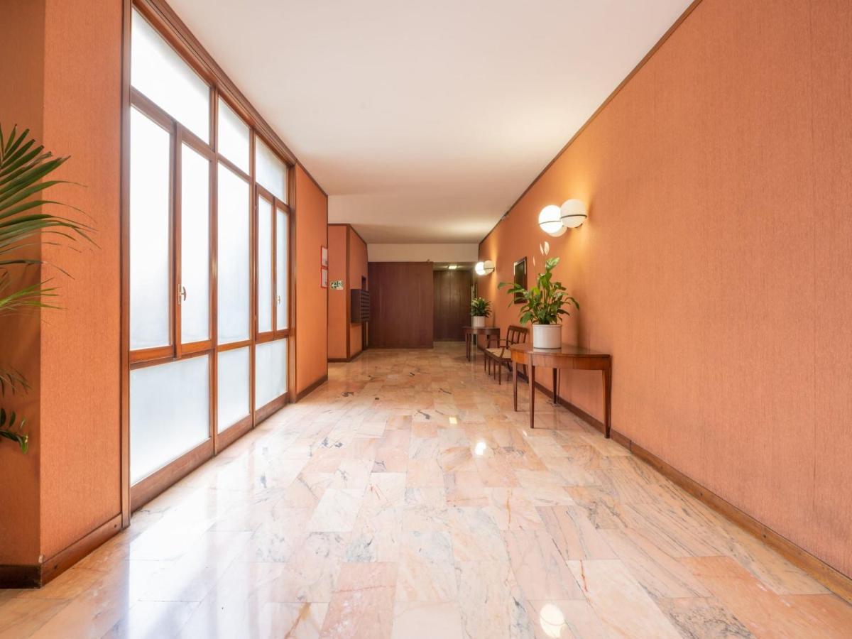 The Best Rent - Comfortable One Bedroom Apartment In Milan Downtown ภายนอก รูปภาพ