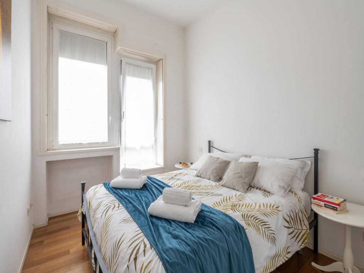 The Best Rent - Comfortable One Bedroom Apartment In Milan Downtown ภายนอก รูปภาพ