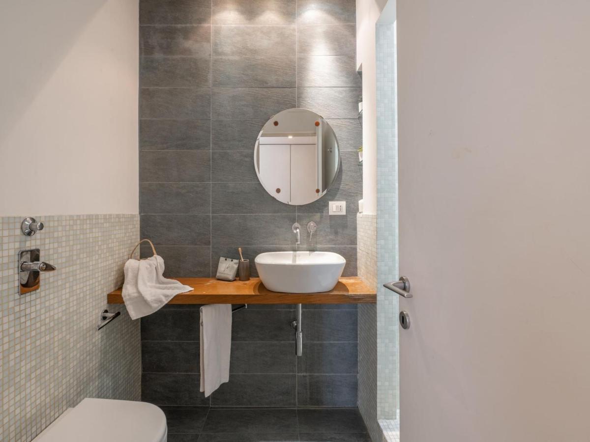 The Best Rent - Comfortable One Bedroom Apartment In Milan Downtown ภายนอก รูปภาพ